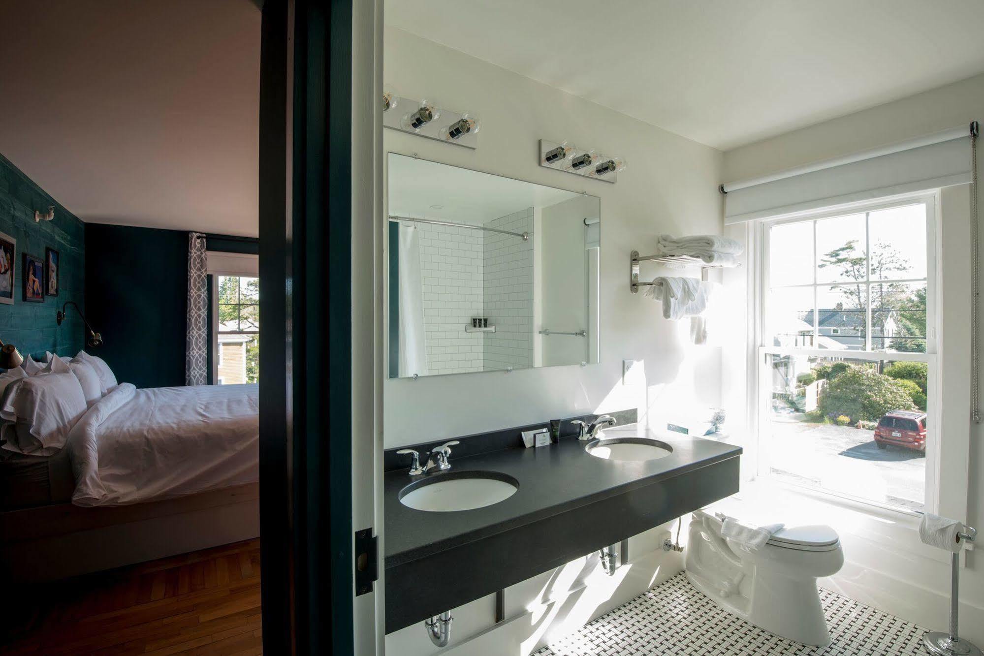 Higgins Beach Inn Скарбъро Екстериор снимка