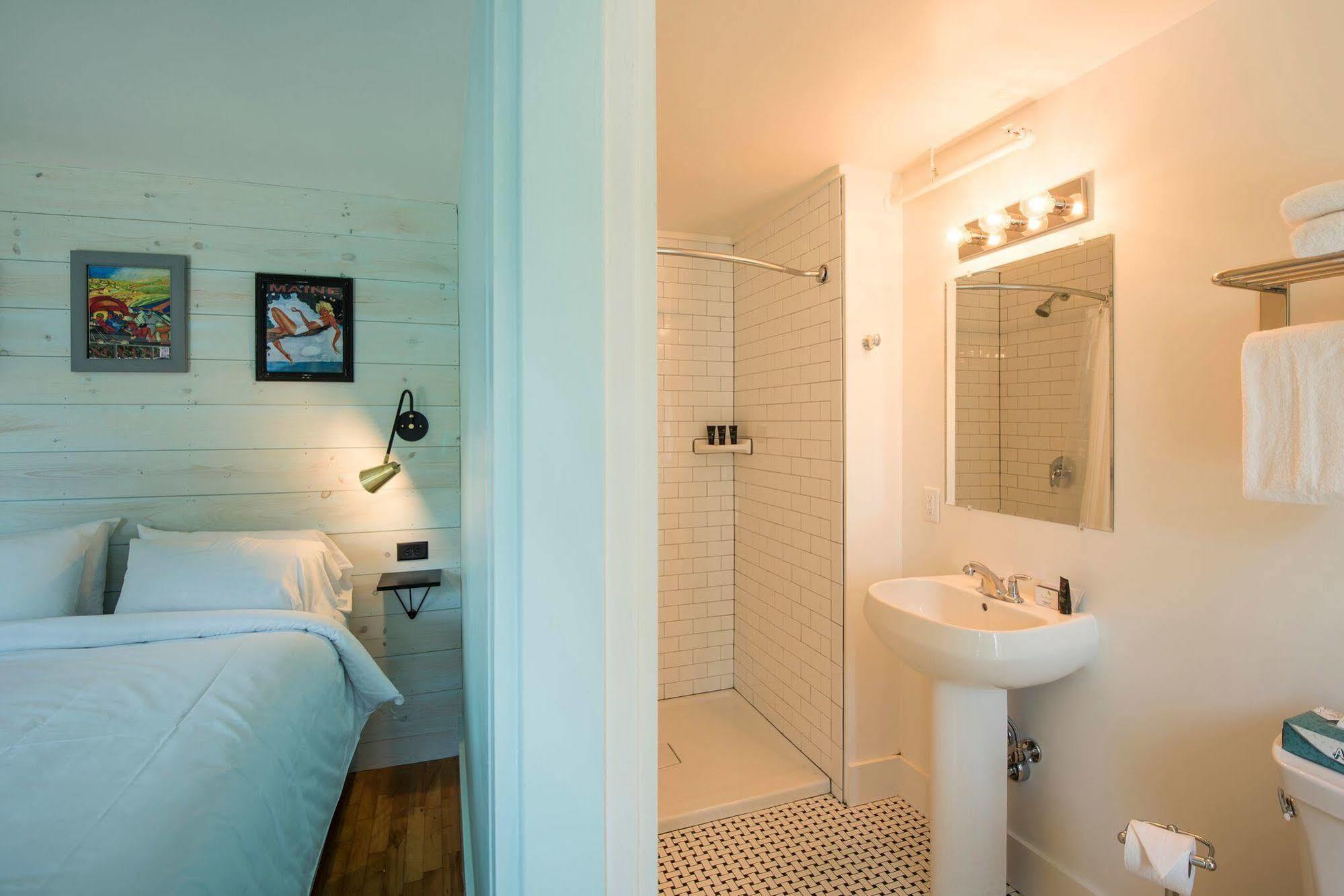 Higgins Beach Inn Скарбъро Екстериор снимка
